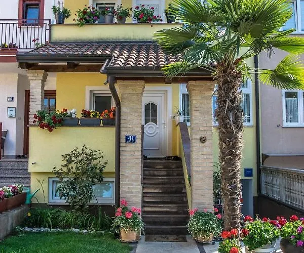 Apartment Petrovski Porec